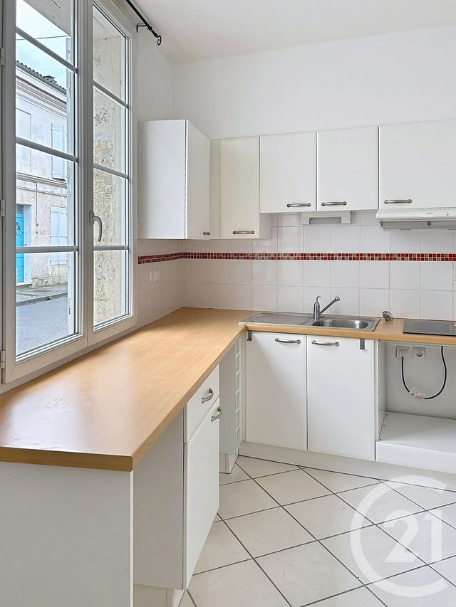 Appartement F2 &agrave; louer - 2 pi&egrave;ces - 36 m2 - Angouleme - 16 - POITOU-CHARENTES