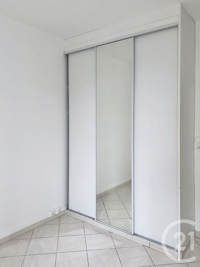 Appartement F2 &agrave; louer - 2 pi&egrave;ces - 36 m2 - Angouleme - 16 - POITOU-CHARENTES