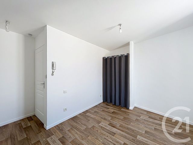 Appartement F1 &agrave; louer - 1 pi&egrave;ce - 18,34 m2 - Angouleme - 16 - POITOU-CHARENTES