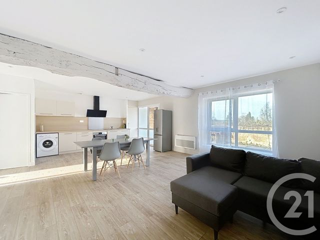Appartement F3 &agrave; louer - 3 pi&egrave;ces - 70,10 m2 - L Isle D Espagnac - 16 - POITOU-CHARENTES