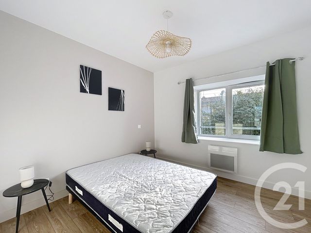 Appartement F3 &agrave; louer - 3 pi&egrave;ces - 70,10 m2 - L Isle D Espagnac - 16 - POITOU-CHARENTES