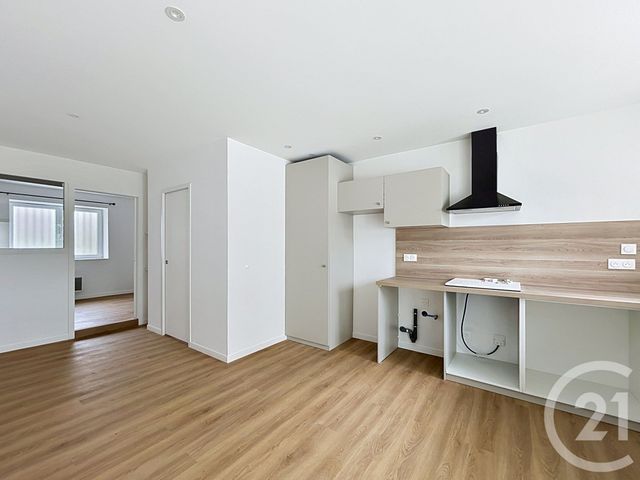 Appartement F2 &agrave; louer - 2 pi&egrave;ces - 33,29 m2 - L Isle D Espagnac - 16 - POITOU-CHARENTES