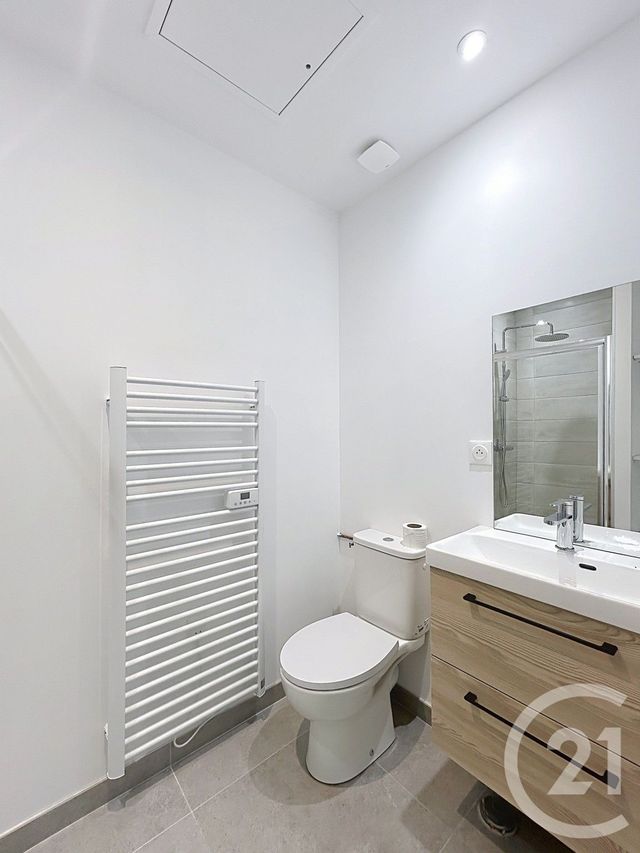 Appartement F2 &agrave; louer - 2 pi&egrave;ces - 33,29 m2 - L Isle D Espagnac - 16 - POITOU-CHARENTES