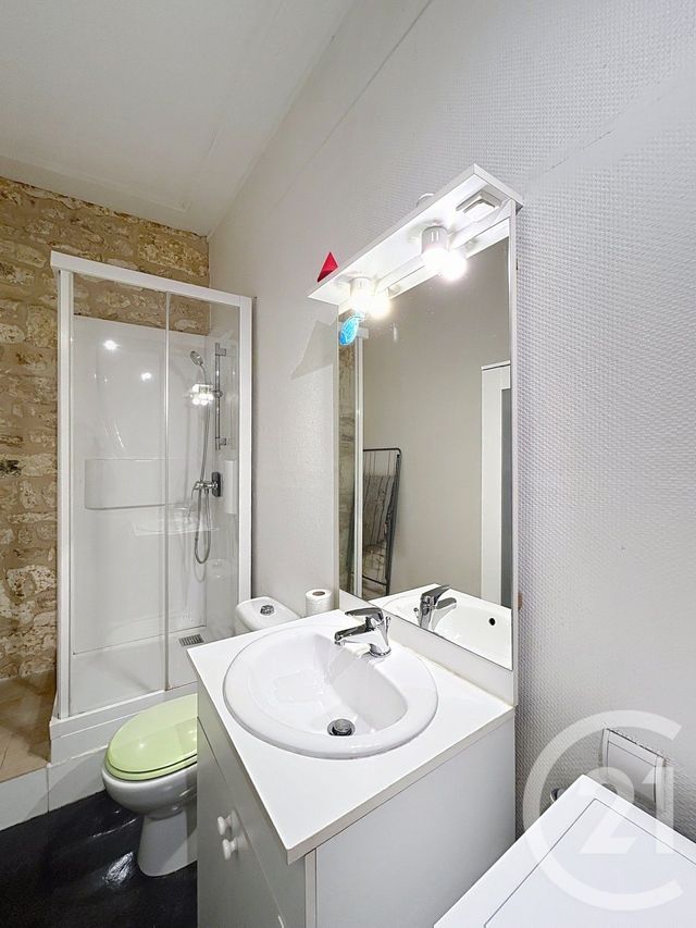 Appartement Studio &agrave; louer - 1 pi&egrave;ce - 14,90 m2 - Angouleme - 16 - POITOU-CHARENTES
