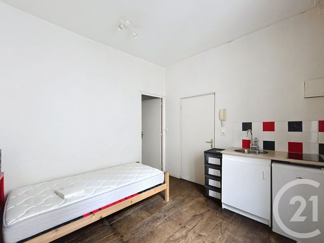 Appartement Studio &agrave; louer - 1 pi&egrave;ce - 14,90 m2 - Angouleme - 16 - POITOU-CHARENTES
