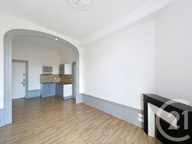 Appartement F2 &agrave; louer - 2 pi&egrave;ces - 40,40 m2 - Angouleme - 16 - POITOU-CHARENTES