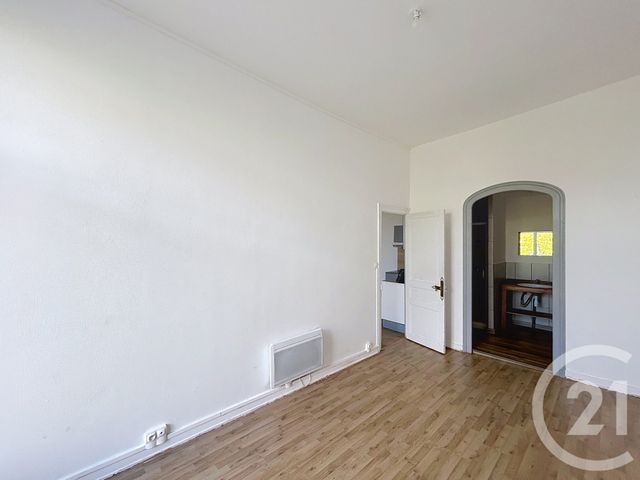 Appartement F2 &agrave; louer - 2 pi&egrave;ces - 40,40 m2 - Angouleme - 16 - POITOU-CHARENTES