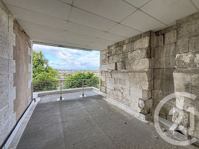 Appartement T2 &agrave; vendre - 3 pi&egrave;ces - 57,95 m2 - Angouleme - 16 - POITOU-CHARENTES