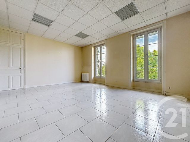 Appartement T2 &agrave; vendre - 3 pi&egrave;ces - 57,95 m2 - Angouleme - 16 - POITOU-CHARENTES