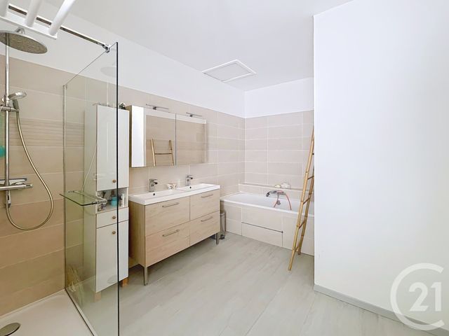 Maison &agrave; vendre - 5 pi&egrave;ces - 129,42 m2 - Montignac Charente - 16 - POITOU-CHARENTES