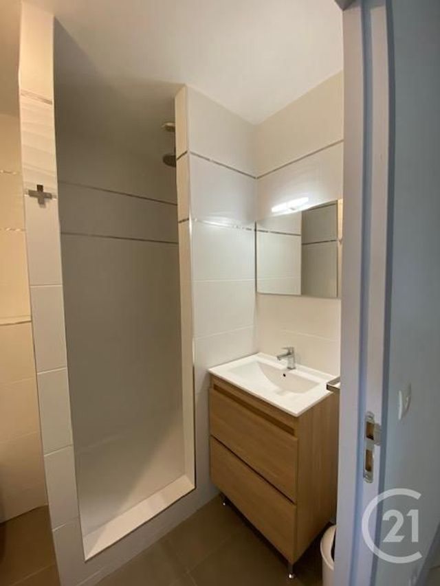 Appartement F2 &agrave; louer - 2 pi&egrave;ces - 67 m2 - Angouleme - 16 - POITOU-CHARENTES