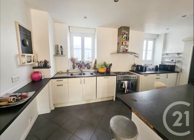 Maison &agrave; vendre - 4 pi&egrave;ces - 129 m2 - St Yrieix Sur Charente - 16 - POITOU-CHARENTES