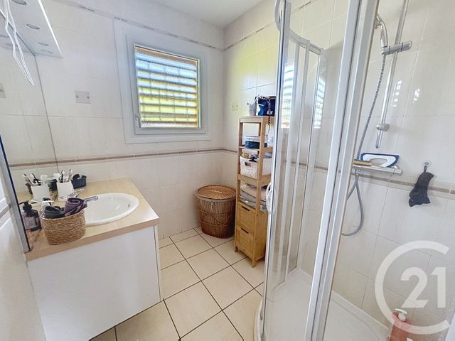 Maison &agrave; vendre - 5 pi&egrave;ces - 120 m2 - Ruelle Sur Touvre - 16 - POITOU-CHARENTES