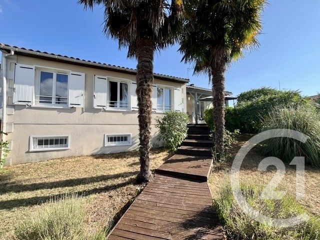 Maison &agrave; vendre - 5 pi&egrave;ces - 120 m2 - Ruelle Sur Touvre - 16 - POITOU-CHARENTES