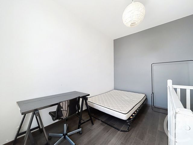 Appartement Duplex &agrave; louer - 2 pi&egrave;ces - 22,43 m2 - Angouleme - 16 - POITOU-CHARENTES