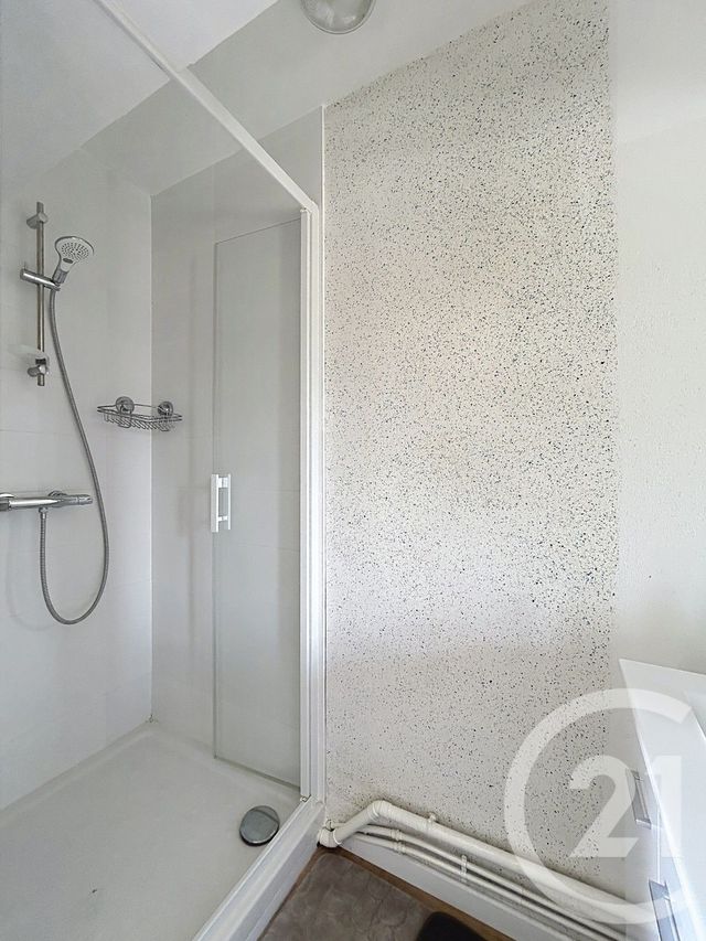 Appartement F2 &agrave; louer - 2 pi&egrave;ces - 24,33 m2 - Angouleme - 16 - POITOU-CHARENTES