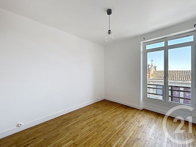 Appartement F3 &agrave; louer - 3 pi&egrave;ces - 65 m2 - Angouleme - 16 - POITOU-CHARENTES