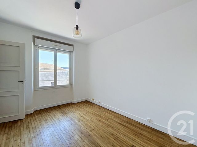 Appartement F3 &agrave; louer - 3 pi&egrave;ces - 65 m2 - Angouleme - 16 - POITOU-CHARENTES