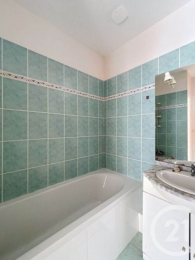 Maison &agrave; louer - 3 pi&egrave;ces - 46,61 m2 - Angouleme - 16 - POITOU-CHARENTES