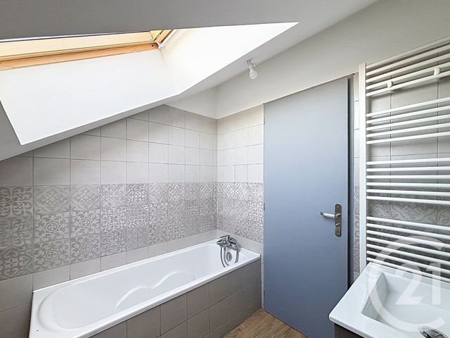 Maison &agrave; vendre - 5 pi&egrave;ces - 93,35 m2 - Ruelle Sur Touvre - 16 - POITOU-CHARENTES
