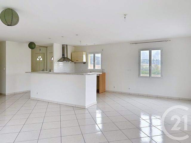 Maison &agrave; louer - 5 pi&egrave;ces - 108,56 m2 - Garat - 16 - POITOU-CHARENTES