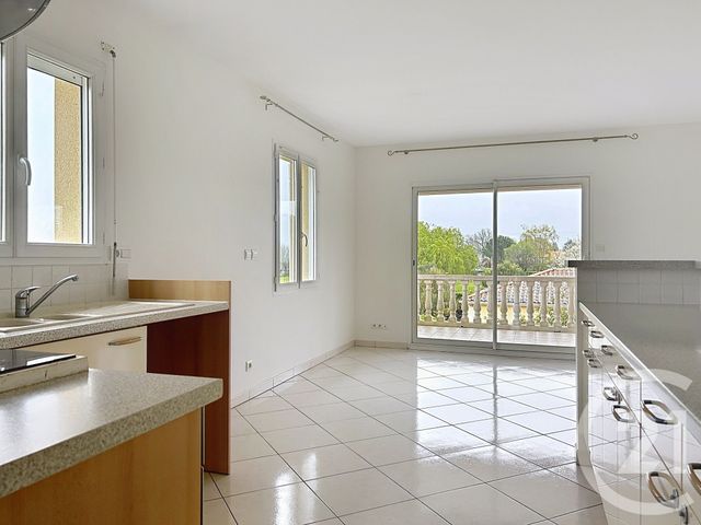 Maison &agrave; louer - 5 pi&egrave;ces - 108,56 m2 - Garat - 16 - POITOU-CHARENTES