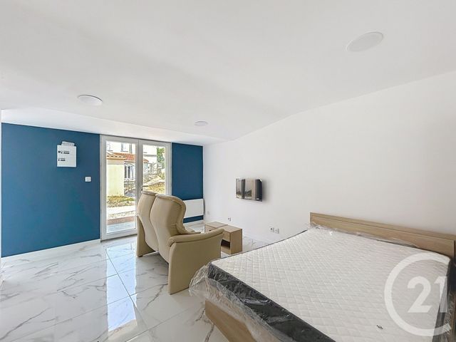 Appartement F1 &agrave; louer - 1 pi&egrave;ce - 23,97 m2 - Angouleme - 16 - POITOU-CHARENTES
