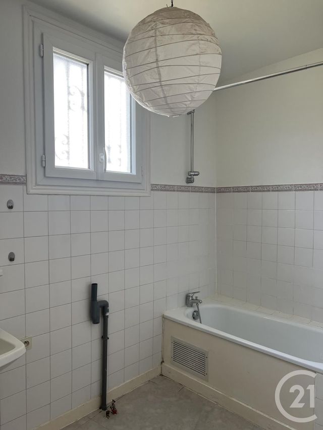 Maison &agrave; vendre - 3 pi&egrave;ces - 74,20 m2 - Angouleme - 16 - POITOU-CHARENTES