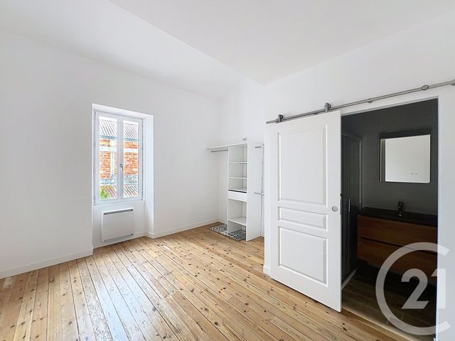 Maison &agrave; louer - 4 pi&egrave;ces - 97,10 m2 - Angouleme - 16 - POITOU-CHARENTES