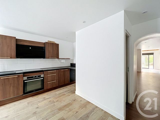 Maison &agrave; louer - 4 pi&egrave;ces - 97,10 m2 - Angouleme - 16 - POITOU-CHARENTES