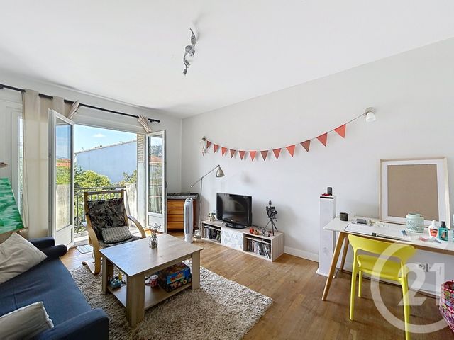 Appartement F3 &agrave; louer - 3 pi&egrave;ces - 60,20 m2 - Angouleme - 16 - POITOU-CHARENTES
