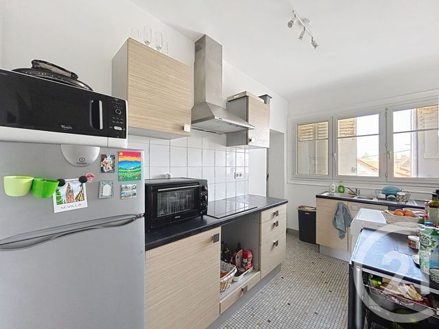 Appartement F3 &agrave; louer - 3 pi&egrave;ces - 60,20 m2 - Angouleme - 16 - POITOU-CHARENTES