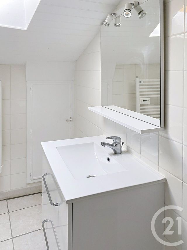 Maison &agrave; louer - 2 pi&egrave;ces - 50,18 m2 - L Isle D Espagnac - 16 - POITOU-CHARENTES