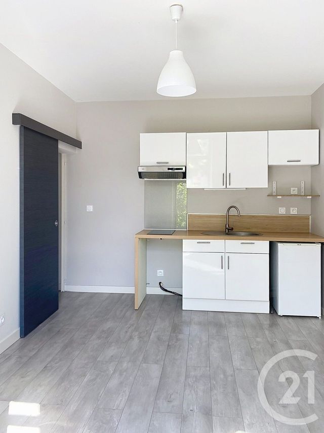 Appartement F2 &agrave; louer - 2 pi&egrave;ces - 27 m2 - Angouleme - 16 - POITOU-CHARENTES