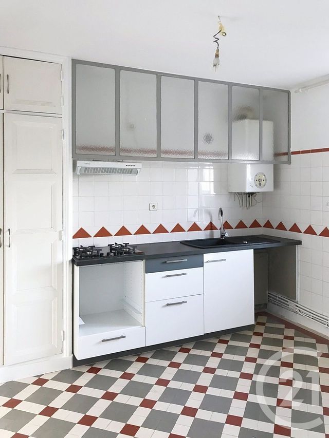 Appartement F3 &agrave; louer - 3 pi&egrave;ces - 63 m2 - Angouleme - 16 - POITOU-CHARENTES