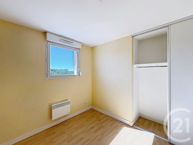 Appartement F3 &agrave; louer - 3 pi&egrave;ces - 57,32 m2 - Angouleme - 16 - POITOU-CHARENTES