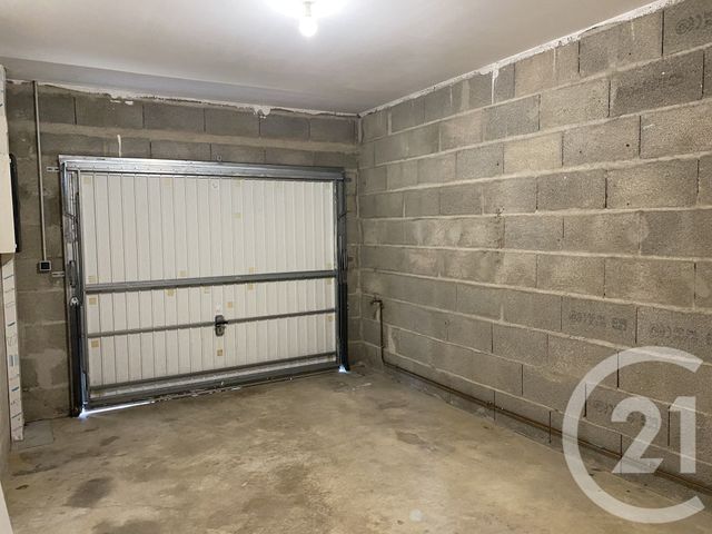 Maison &agrave; louer - 3 pi&egrave;ces - 71,30 m2 - Ruelle Sur Touvre - 16 - POITOU-CHARENTES