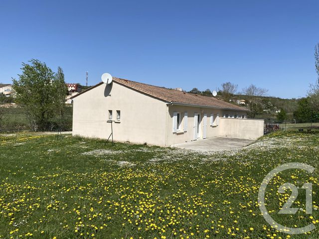Maison &agrave; louer - 3 pi&egrave;ces - 71,30 m2 - Ruelle Sur Touvre - 16 - POITOU-CHARENTES