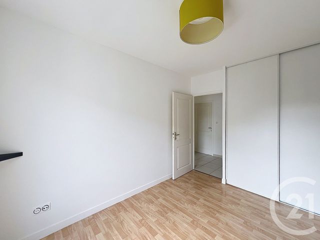 Appartement F3 &agrave; louer - 3 pi&egrave;ces - 70,14 m2 - Angouleme - 16 - POITOU-CHARENTES
