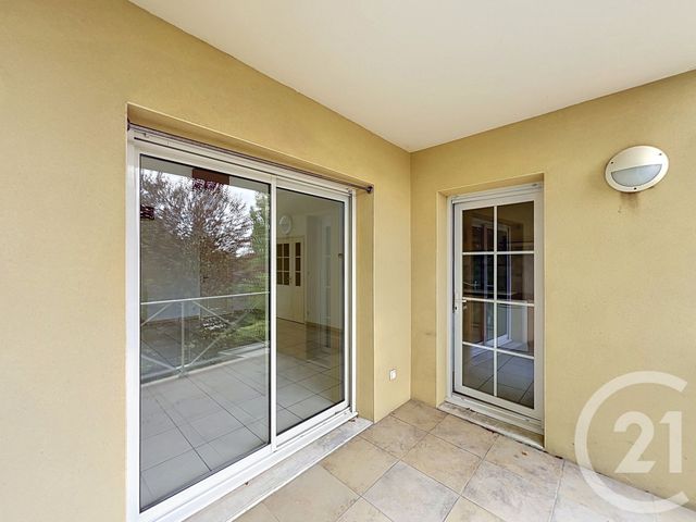 Appartement F3 &agrave; louer - 3 pi&egrave;ces - 70,14 m2 - Angouleme - 16 - POITOU-CHARENTES