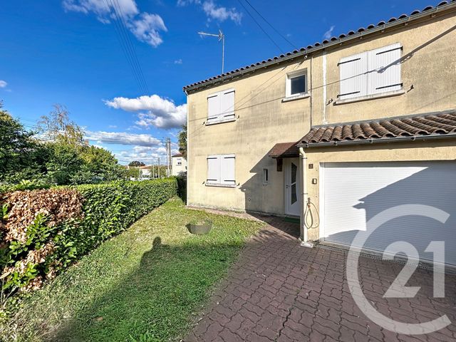 Maison 6 pièces 93 m² · à Angoulême · 92,8 m² · 140 400 €