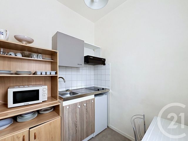 Appartement F1 &agrave; louer - 1 pi&egrave;ce - 24,24 m2 - Angouleme - 16 - POITOU-CHARENTES