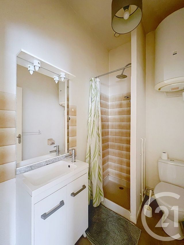 Appartement F1 &agrave; louer - 1 pi&egrave;ce - 24,24 m2 - Angouleme - 16 - POITOU-CHARENTES