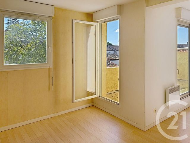 Appartement F3 &agrave; vendre - 4 pi&egrave;ces - 62,95 m2 - Angouleme - 16 - POITOU-CHARENTES