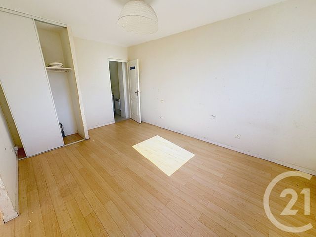 Appartement F3 &agrave; vendre - 4 pi&egrave;ces - 62,95 m2 - Angouleme - 16 - POITOU-CHARENTES