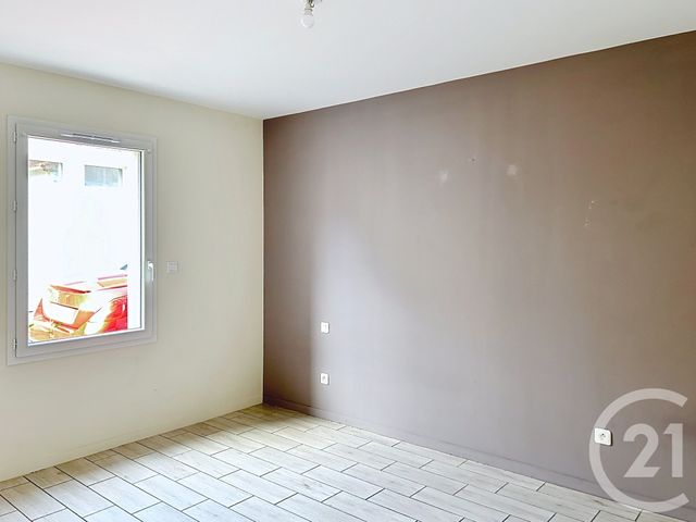 Maison &agrave; louer - 4 pi&egrave;ces - 87,10 m2 - Angouleme - 16 - POITOU-CHARENTES