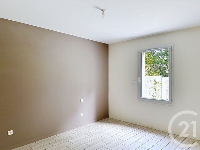 Maison &agrave; louer - 4 pi&egrave;ces - 87,10 m2 - Angouleme - 16 - POITOU-CHARENTES