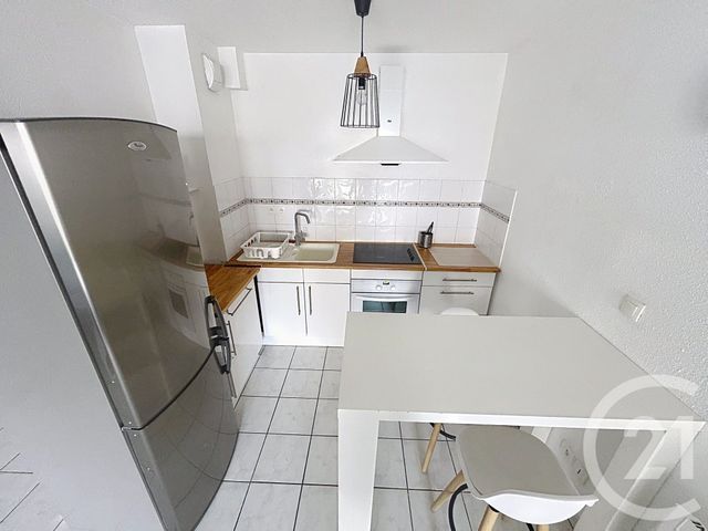 Appartement F2 &agrave; louer - 2 pi&egrave;ces - 47,76 m2 - Angouleme - 16 - POITOU-CHARENTES