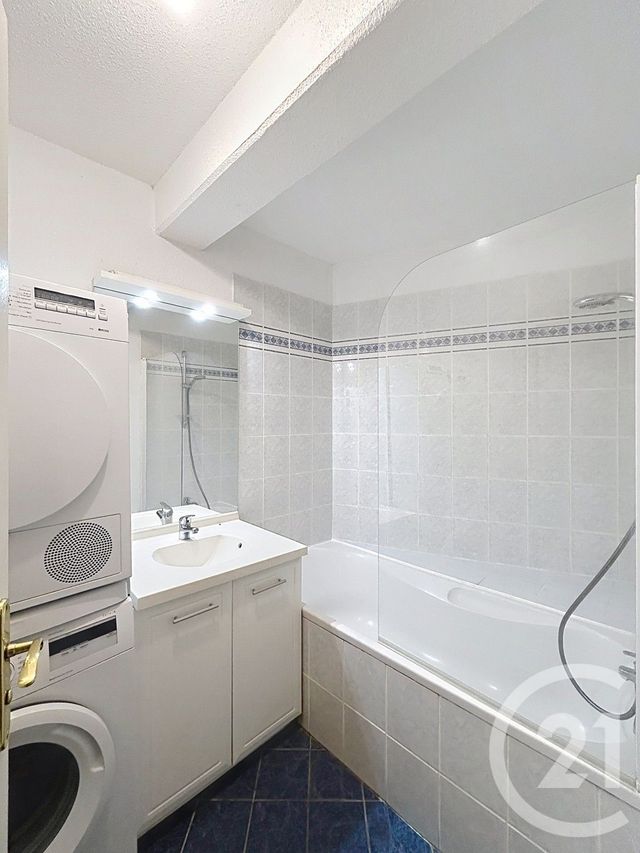 Appartement F2 &agrave; louer - 2 pi&egrave;ces - 47,76 m2 - Angouleme - 16 - POITOU-CHARENTES