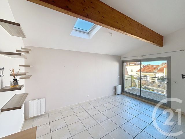 Appartement F2 &agrave; vendre - 3 pi&egrave;ces - 42,14 m2 - Angouleme - 16 - POITOU-CHARENTES